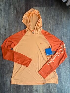 Columbia Women’s Forkstream Hoodie FPS 50 Long Sleeves Size M Medium Peach